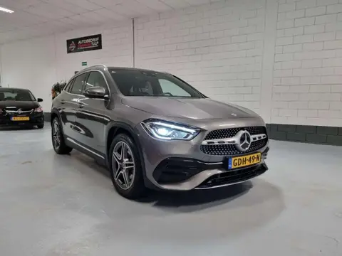 Annonce MERCEDES-BENZ CLASSE GLA Essence 2022 d'occasion 