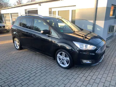 Used FORD GRAND C-MAX Petrol 2015 Ad 