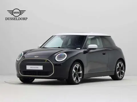 Used MINI COOPER Electric 2024 Ad 