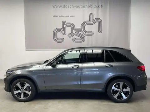 Used MERCEDES-BENZ CLASSE GLC Petrol 2017 Ad 