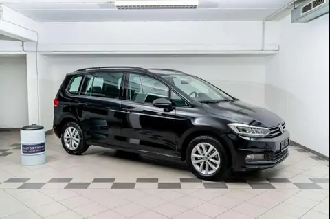 Used VOLKSWAGEN TOURAN Petrol 2022 Ad 