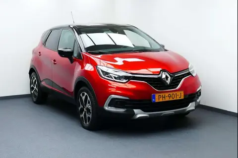 Used RENAULT CAPTUR Petrol 2017 Ad 