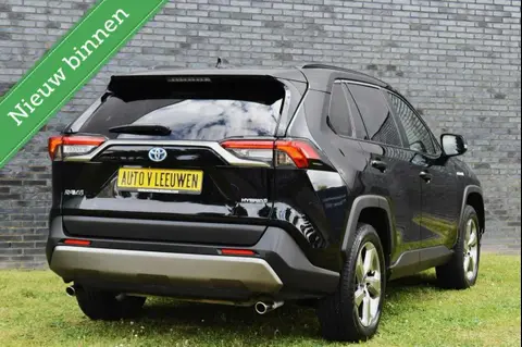 Used TOYOTA RAV4 Hybrid 2021 Ad 