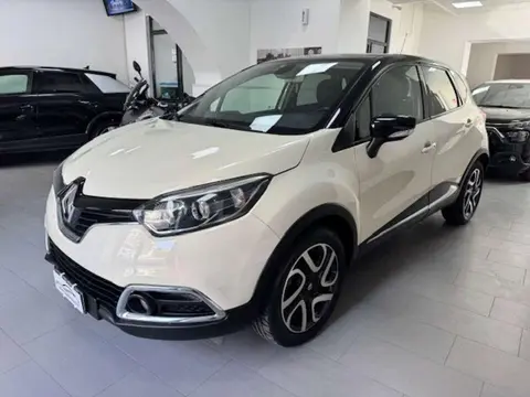 Used RENAULT CAPTUR Diesel 2015 Ad 