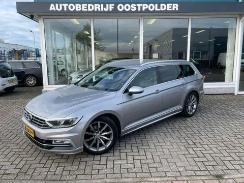 Used VOLKSWAGEN PASSAT Petrol 2018 Ad 