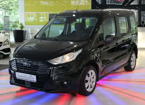 Used FORD TOURNEO Petrol 2019 Ad 