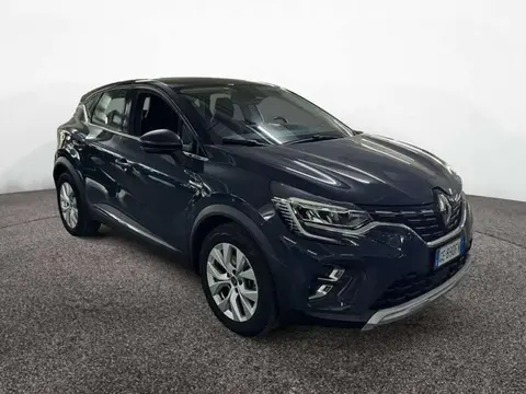 Used RENAULT CAPTUR Hybrid 2021 Ad 