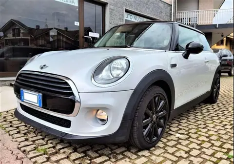 Used MINI COOPER Diesel 2018 Ad 