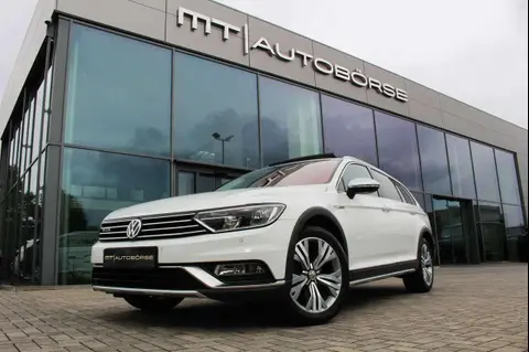 Annonce VOLKSWAGEN PASSAT Essence 2015 d'occasion 