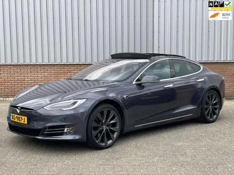 Used TESLA MODEL S Electric 2018 Ad 