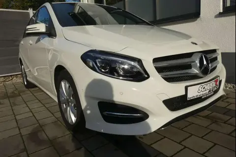 Used MERCEDES-BENZ CLASSE B Petrol 2018 Ad 