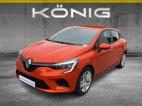 Used RENAULT CLIO Hybrid 2021 Ad 