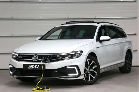 Used VOLKSWAGEN PASSAT Hybrid 2020 Ad 