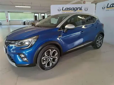 Used RENAULT CAPTUR Hybrid 2021 Ad 