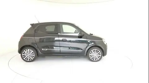 Used RENAULT TWINGO Electric 2023 Ad 