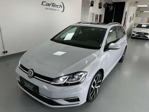 Used VOLKSWAGEN GOLF Petrol 2017 Ad 