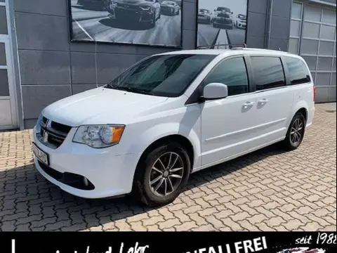 Used DODGE GRAND CARAVAN Petrol 2021 Ad 