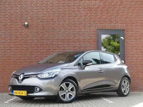 Annonce RENAULT CLIO Essence 2015 d'occasion 