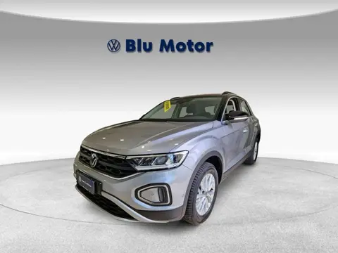 Used VOLKSWAGEN T-ROC Diesel 2023 Ad 