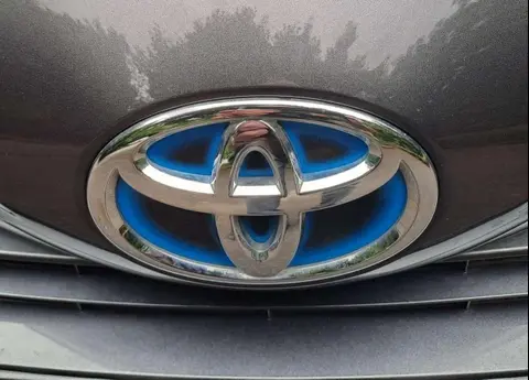 Used TOYOTA YARIS Hybrid 2020 Ad Germany