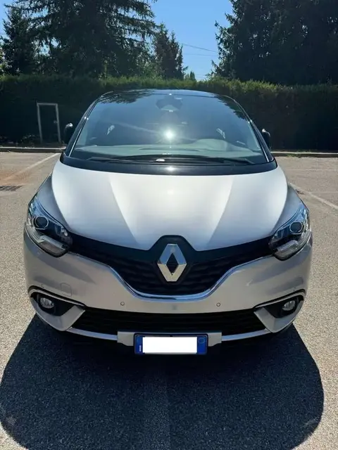 Used RENAULT SCENIC Diesel 2020 Ad 