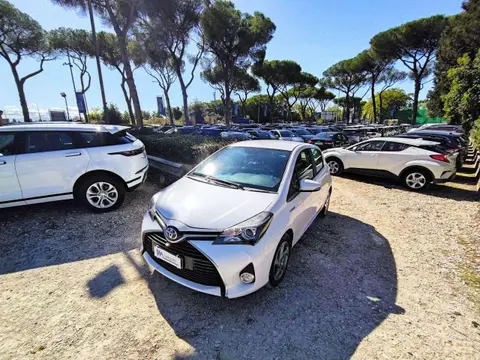 Used TOYOTA YARIS Hybrid 2017 Ad 