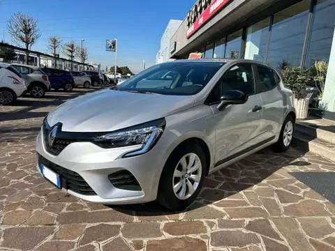 Annonce RENAULT CLIO Essence 2023 d'occasion 