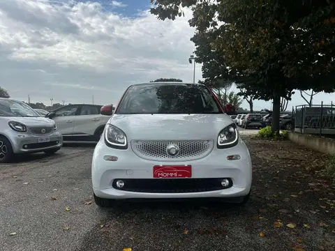 Annonce SMART FORTWO Essence 2017 d'occasion 