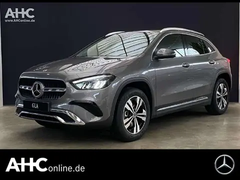 Used MERCEDES-BENZ CLASSE GLA Hybrid 2023 Ad 