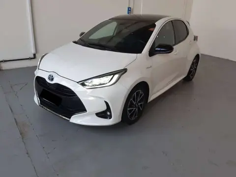 Used TOYOTA YARIS Hybrid 2021 Ad 