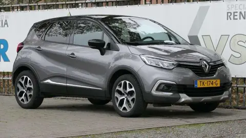 Used RENAULT CAPTUR Petrol 2018 Ad 