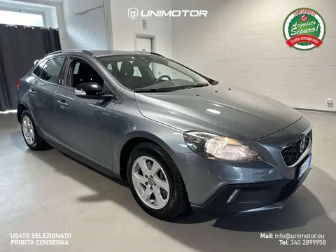 Used VOLVO V40 Diesel 2015 Ad 