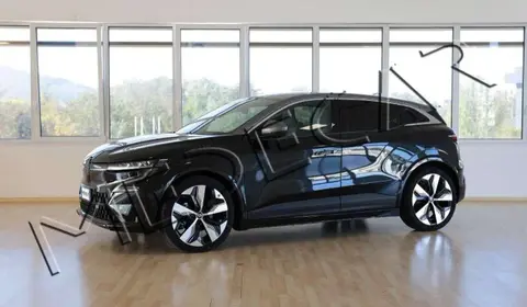 Used RENAULT MEGANE Electric 2023 Ad 