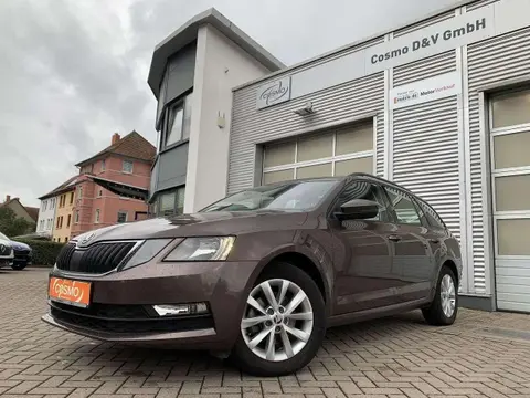 Used SKODA OCTAVIA Petrol 2019 Ad 