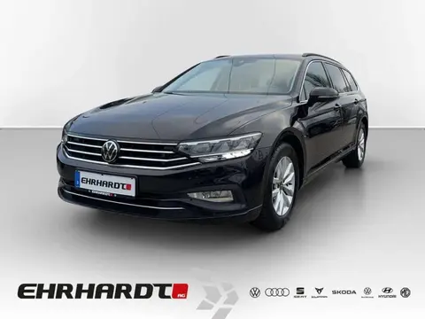 Used VOLKSWAGEN PASSAT Petrol 2024 Ad 