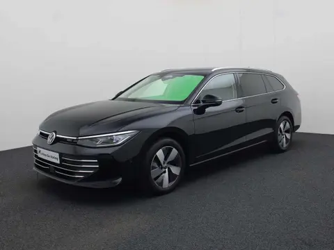 Used VOLKSWAGEN PASSAT Hybrid 2024 Ad 