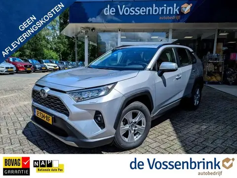 Annonce TOYOTA RAV4 Essence 2022 d'occasion 