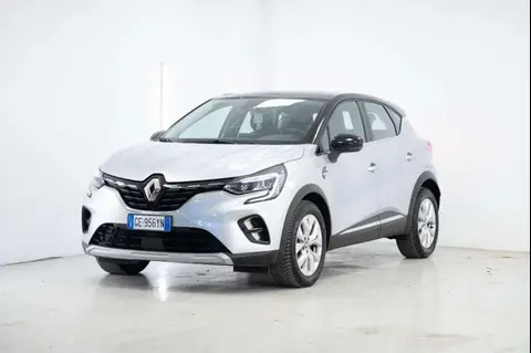 Used RENAULT CAPTUR Hybrid 2021 Ad 