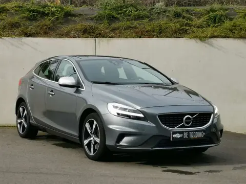 Used VOLVO V40 Petrol 2019 Ad Belgium