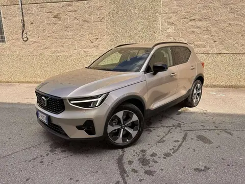 Annonce VOLVO XC40 Hybride 2023 d'occasion 