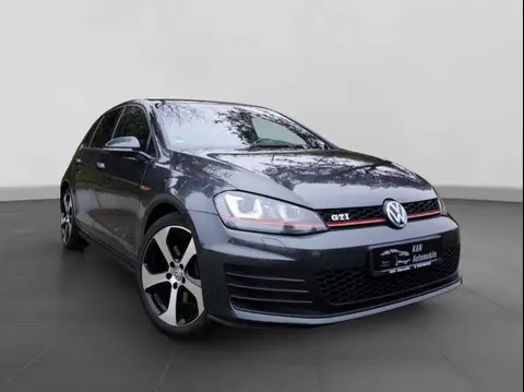 Used VOLKSWAGEN GOLF Petrol 2015 Ad 