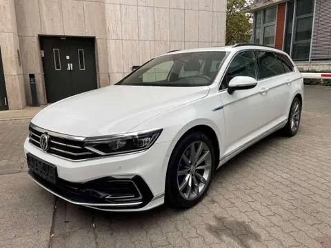 Used VOLKSWAGEN PASSAT Hybrid 2020 Ad 