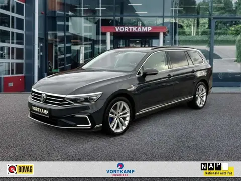 Used VOLKSWAGEN PASSAT Hybrid 2020 Ad 