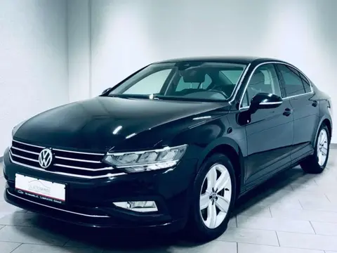 Used VOLKSWAGEN PASSAT Petrol 2019 Ad 