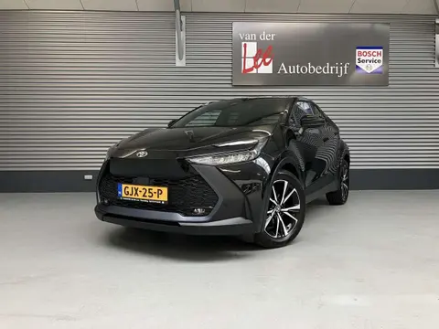 Used TOYOTA C-HR Hybrid 2024 Ad 