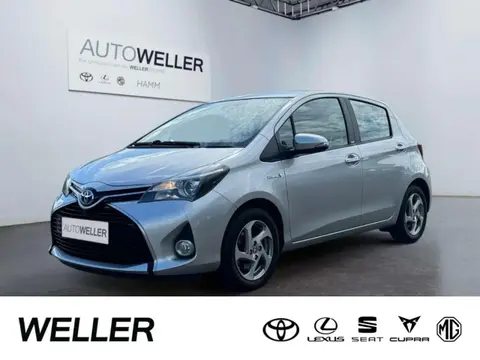 Used TOYOTA YARIS Hybrid 2016 Ad Germany