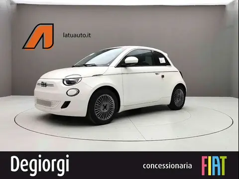 Used FIAT 500 Electric 2024 Ad 