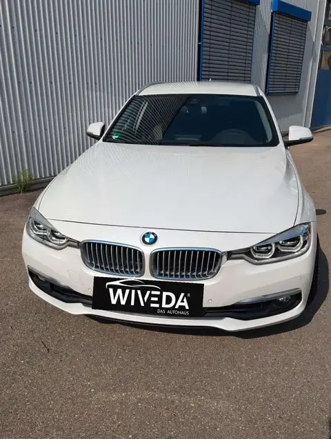 Used BMW SERIE 3 Petrol 2019 Ad 