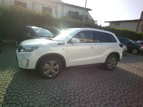 Used SUZUKI VITARA Hybrid 2024 Ad 