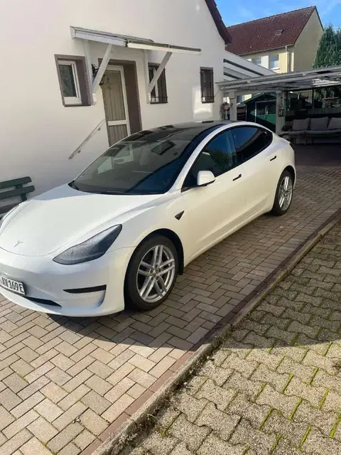 Used TESLA MODEL 3 Electric 2022 Ad 